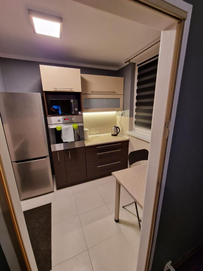 ラドムLuxury Aparments Klimatyzacja Z Prywatnym Parkingiemアパートメント エクステリア 写真
